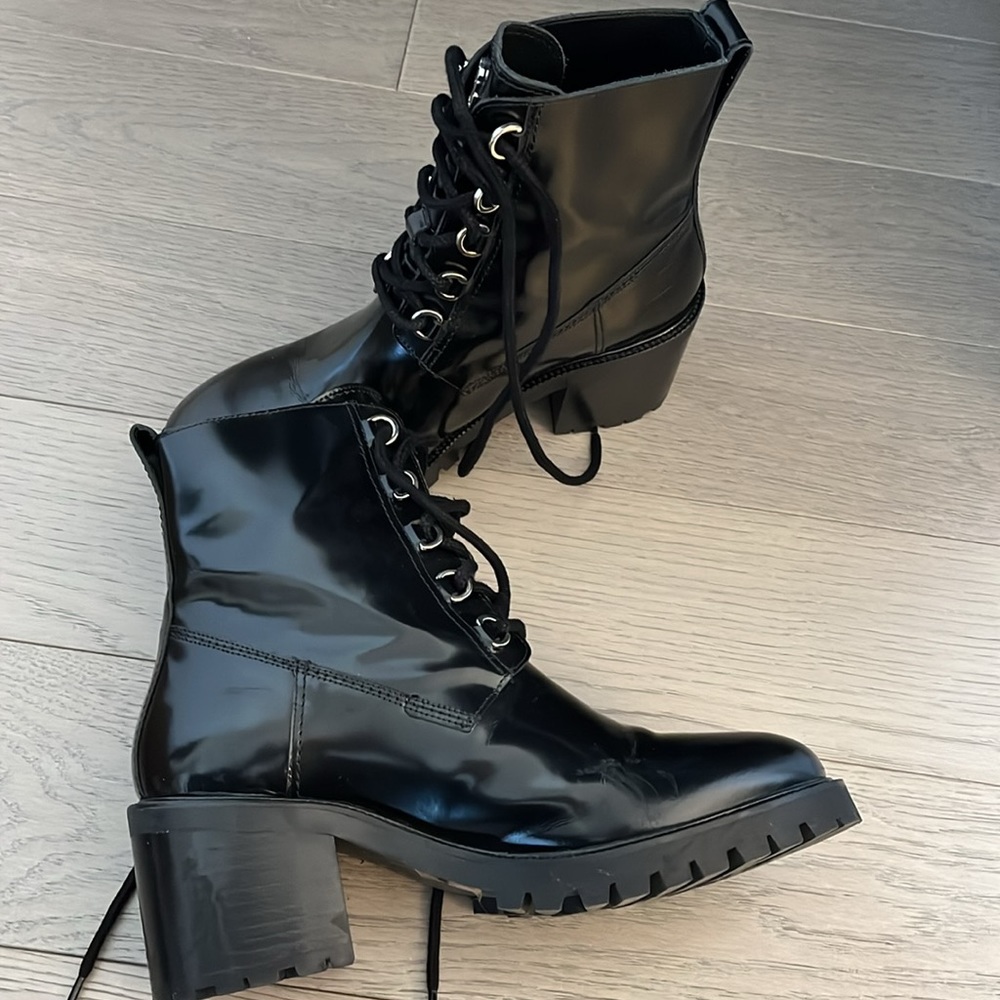 MAJE Glossed-leather combat boots size FR 40 - Picture 5 of 6